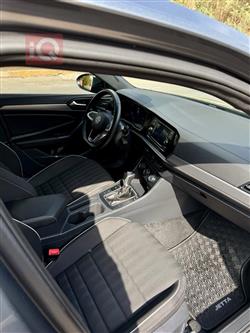 ڤۆڵکسواگن جێتا